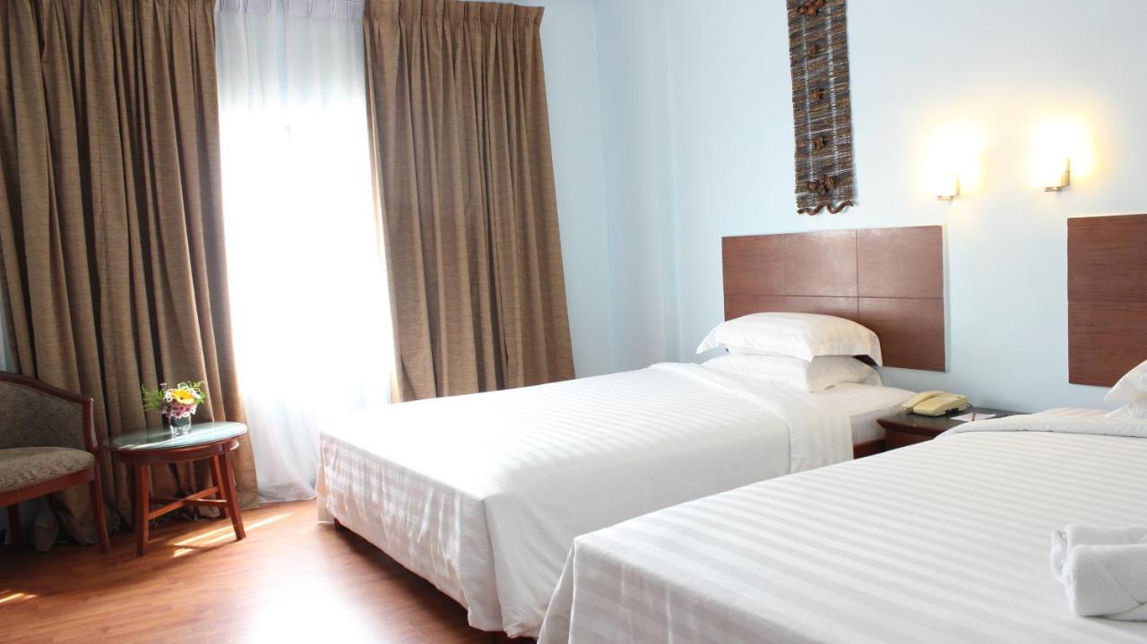 Hotel Maluri Куала-Лумпур Номер фото