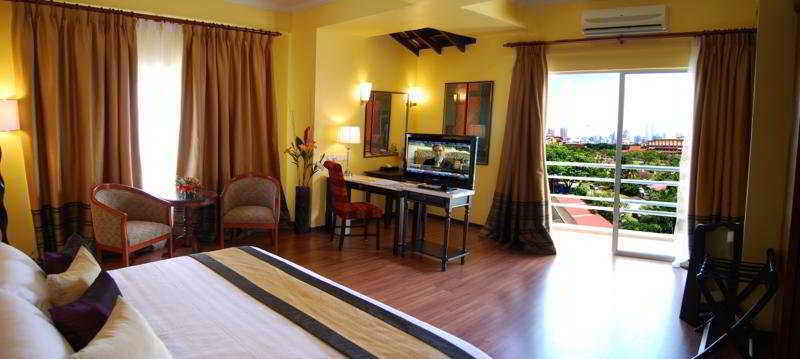 Hotel Maluri Куала-Лумпур Экстерьер фото
